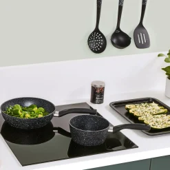 Batterie de cuisine en aluminium, 4 pièces + 6 protections