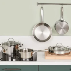 Batterie de cuisine en inox, 4 pièces + 6 protections