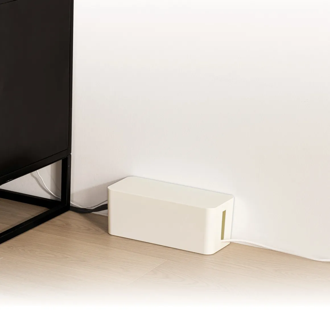 Boîte cache prises électriques