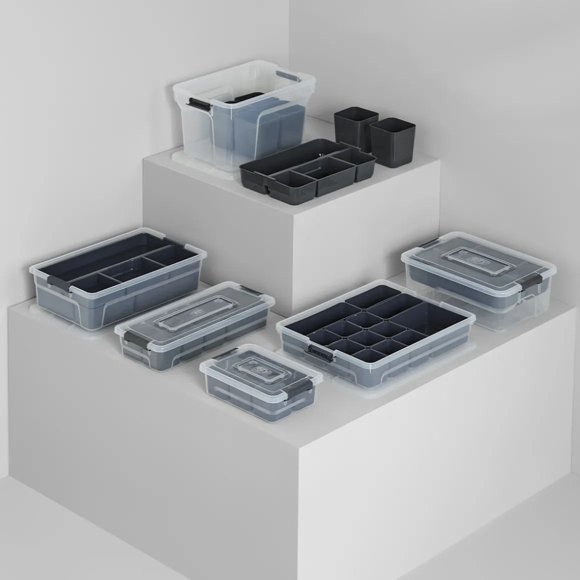Boîte en plastique compartimentée 5L
