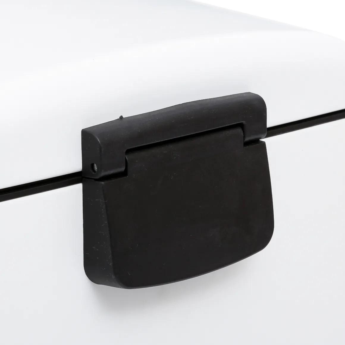 Poubelle rectangulaire à pédale métal 30L, Blanc
