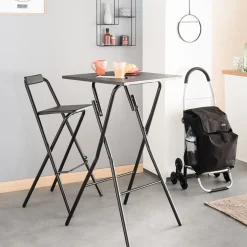 Table de bar et 2 chaises pliantes