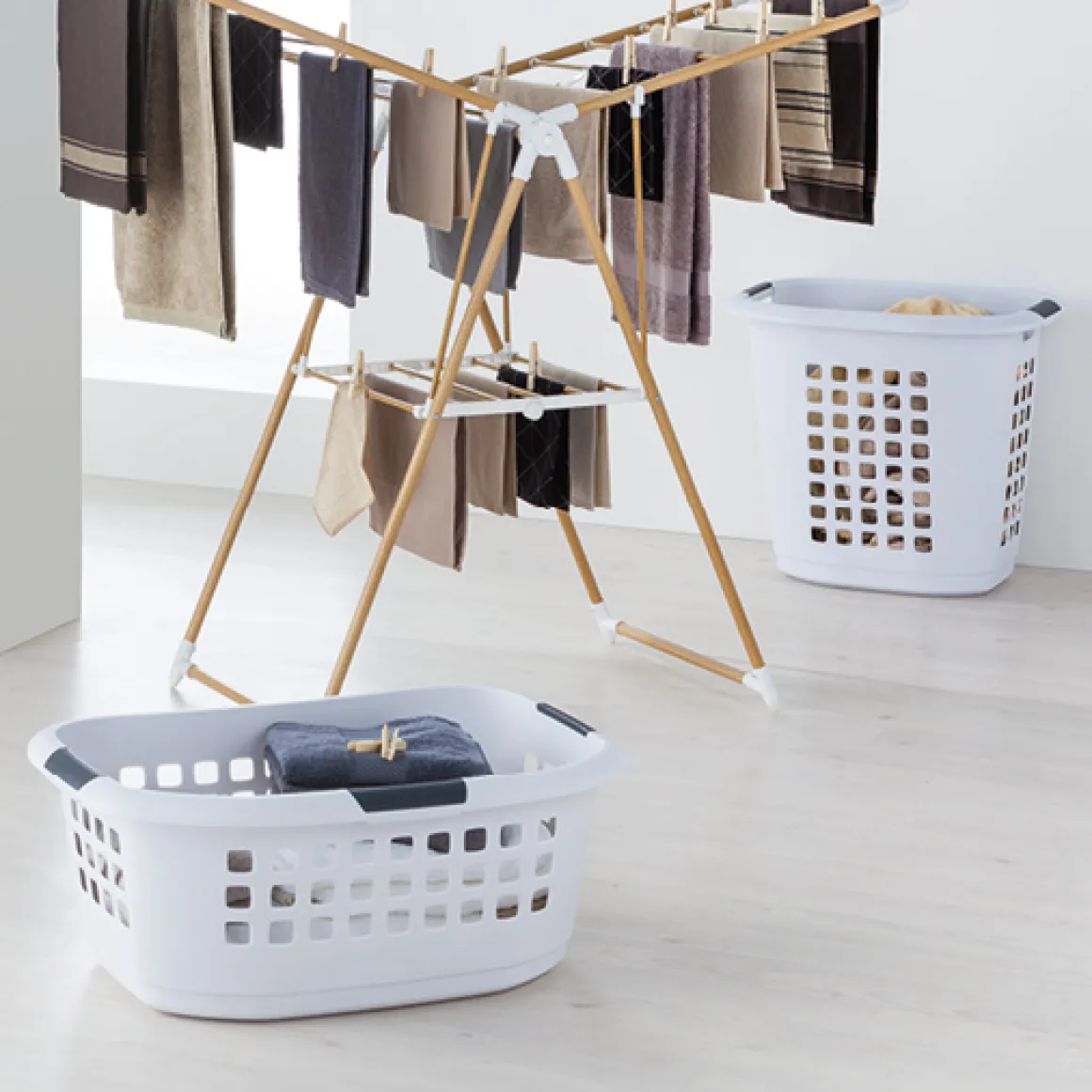 Étendoir à linge pliant pont 13m, Effet bois